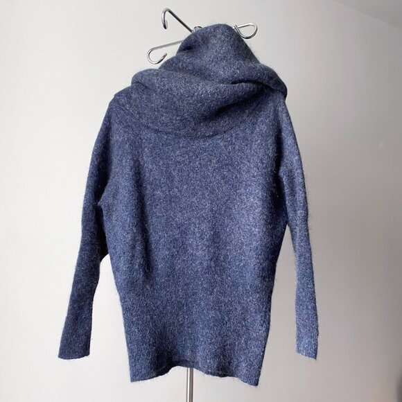 🍂 Dark Blue Off-Shoulder Chunky Mohair Knit Sweater by Acne Studios - Picture 7 of 9